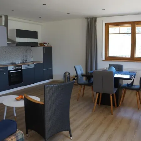 Moderne Helle Mit Terrasse Und Herrlichem Moselblick * Polich
